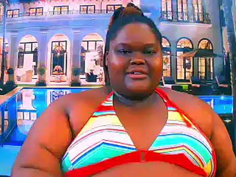 EbonyHotBuns online show from April 21, 2026, 6:25 pm