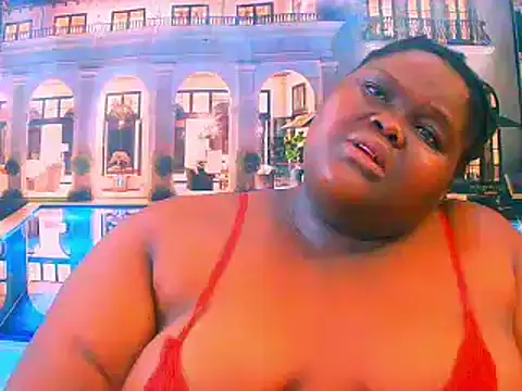 Snapshot of EbonyHotBuns chatting on July 3, 2026, 6:14 pm EbonyHotBuns online show from July 3, 2026, 6:14 pm