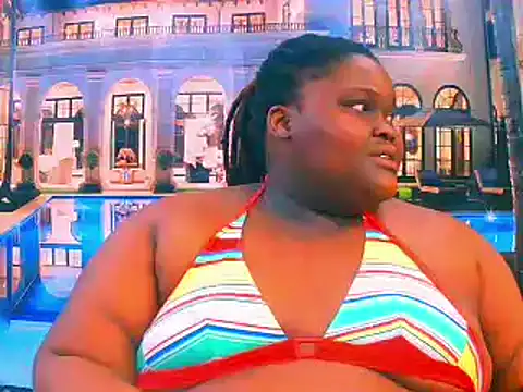 Snapshot of EbonyHotBuns chatting on June 11, 2026, 5:04 am EbonyHotBuns online show from June 11, 2026, 5:04 am
