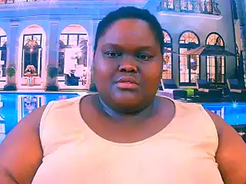 Snapshot of EbonyHotBuns chatting on June 5, 2026, 6:29 am EbonyHotBuns online show from June 5, 2026, 6:29 am