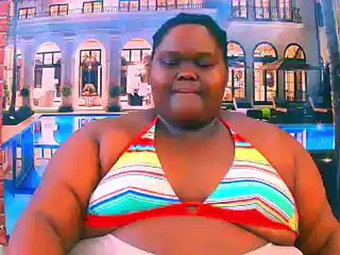 Snapshot of EbonyHotBuns chatting on May 13, 2026, 6:48 pm EbonyHotBuns online show from May 13, 2026, 6:48 pm