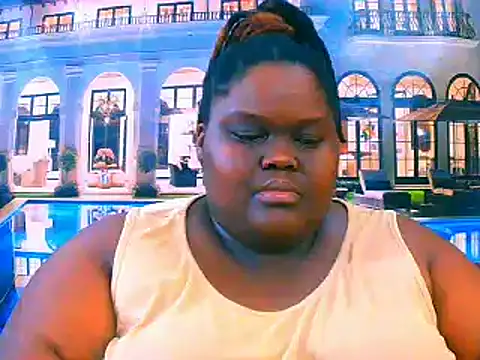 EbonyHotBuns online show from April 25, 2026, 1:41 pm