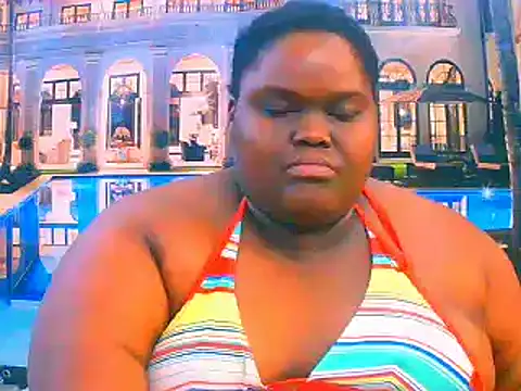 Snapshot of EbonyHotBuns chatting on June 13, 2026, 6:39 pm EbonyHotBuns online show from June 13, 2026, 6:39 pm