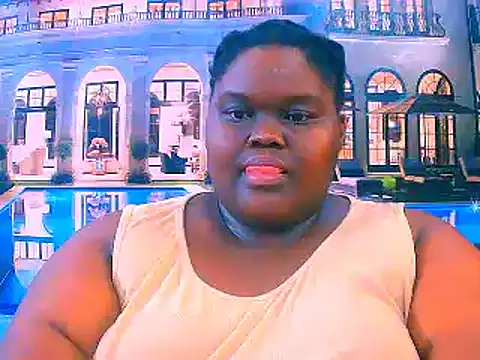 Snapshot of EbonyHotBuns chatting on July 1, 2026, 11:16 pm EbonyHotBuns online show from July 1, 2026, 11:16 pm