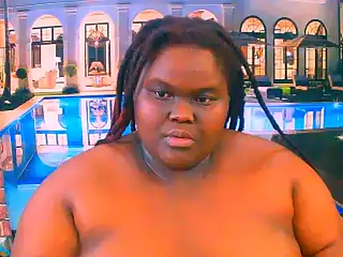 Snapshot of EbonyHotBuns chatting on July 28, 2026, 2:13 pm EbonyHotBuns online show from July 28, 2026, 2:13 pm