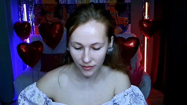 Snapshot of MichelleOrtis chatting on February 21, 2025, 1:44 pm MichelleOrtis online show from February 21, 2025, 1:44 pm