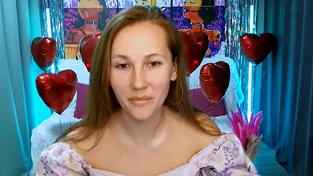 Snapshot of MichelleOrtis chatting on February 17, 2025, 1:33 pm MichelleOrtis online show from February 17, 2025, 1:33 pm