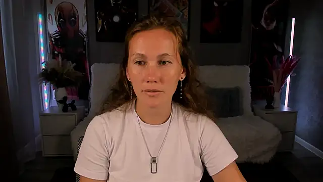 Snapshot of MichelleOrtis chatting on September 18, 2025, 12:30 pm MichelleOrtis online show from September 18, 2025, 12:30 pm