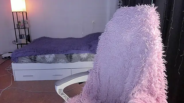 ReddHotPipper online show from January 19, 2026, 3:21 am