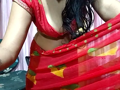 poojaxxx65 online show from December 19, 2025, 11:51 pm