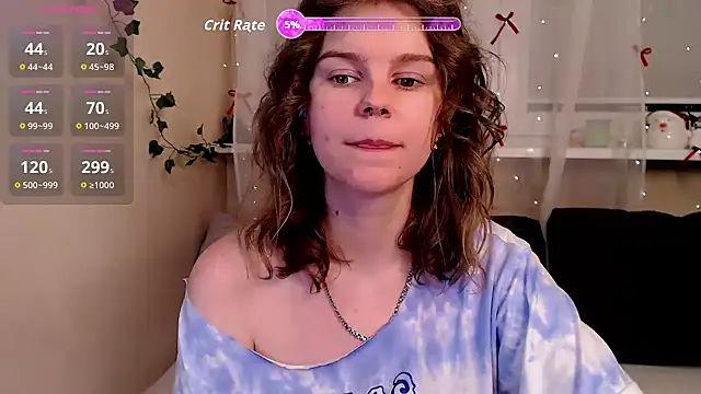 Snapshot of Moona_xx chatting on December 16, 2025, 9:08 pm Moona xx online show from December 16, 2025, 9:08 pm