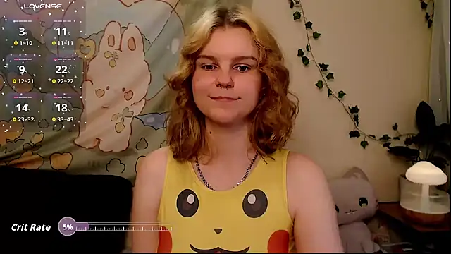 Snapshot of Moona_xx chatting on May 16, 2026, 10:09 pm Moona xx online show from May 16, 2026, 10:09 pm