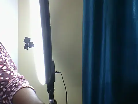 Snapshot of Sexy_Sonu_Bebu chatting on June 25, 2026, 5:34 am Sexy Sonu Bebu online show from June 25, 2026, 5:34 am