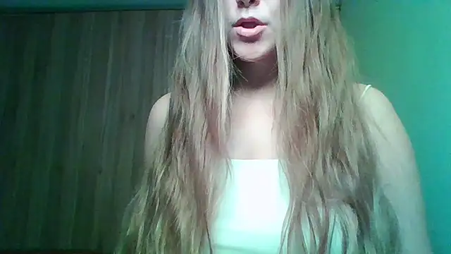 Evasapples online show from November 26, 2025, 12:10 am