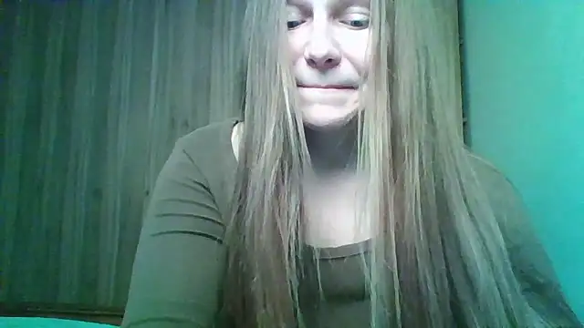 Evasapples online show from January 16, 2026, 7:18 pm