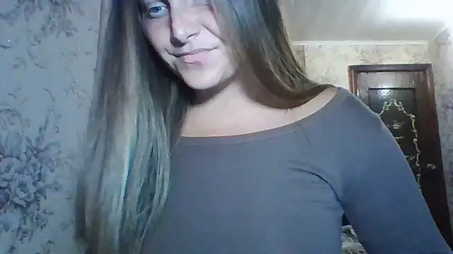Snapshot of Evasapples chatting on July 22, 2026, 6:43 pm Evasapples online show from July 22, 2026, 6:43 pm