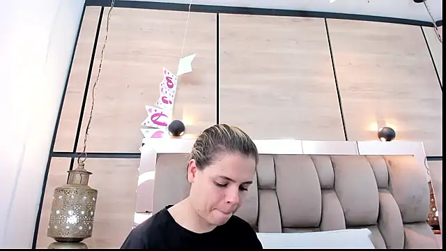 dorothy vegga online show from February 21, 2026, 3:08 am