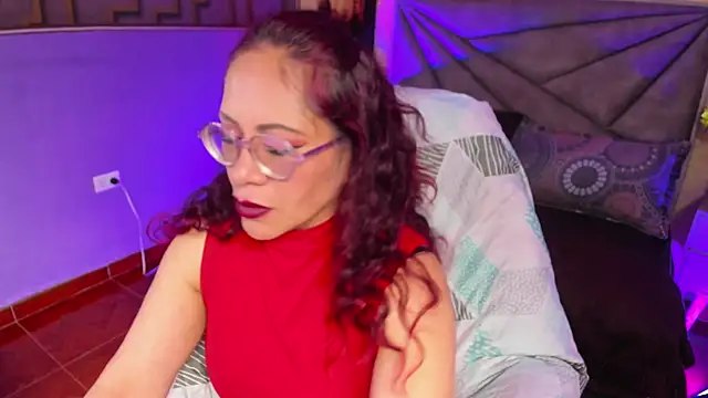 maria paulac online show from October 18, 2025, 5:09 am