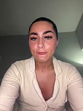 clobunny10 online show from March 2, 2026, 7:54 pm