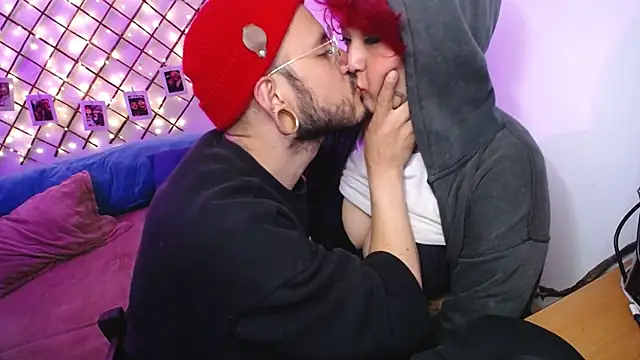 tatouagendecouple online show from November 26, 2025, 3:28 am