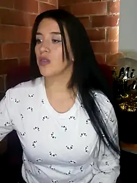 Snapshot of Gabriela_squirt02 chatting on December 19, 2024, 8:02 pm Gabriela squirt02 online show from December 19, 2024, 8:02 pm