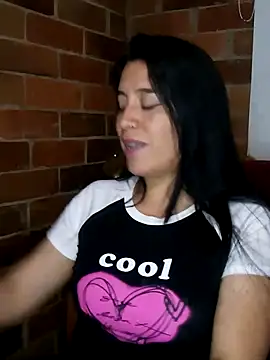 Snapshot of Gabriela_squirt02 chatting on February 22, 2025, 1:22 am Gabriela squirt02 online show from February 22, 2025, 1:22 am