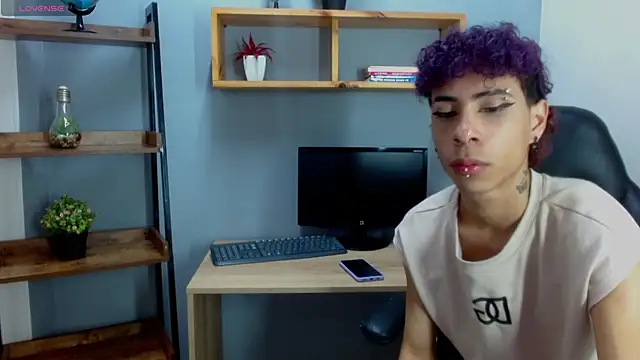 Snapshot of _Lemmon_ chatting on February 22, 2025, 8:42 pm Lemmon online show from February 22, 2025, 8:42 pm