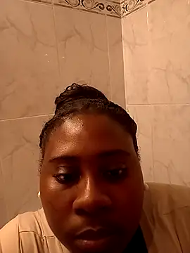 KennyBigWoman online show from November 13, 2025, 10:41 am