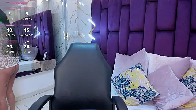 emma carterr1 online show from April 26, 2026, 9:34 pm