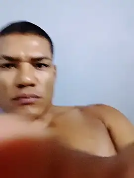 MaximoHotCumx online show from October 9, 2025, 8:37 am