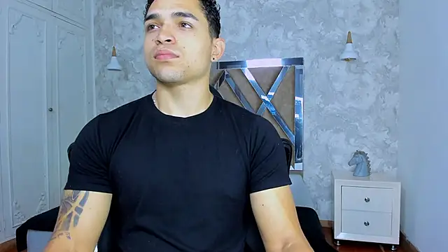 Snapshot of gerson_zt chatting on October 18, 2025, 6:43 pm gerson zt online show from October 18, 2025, 6:43 pm