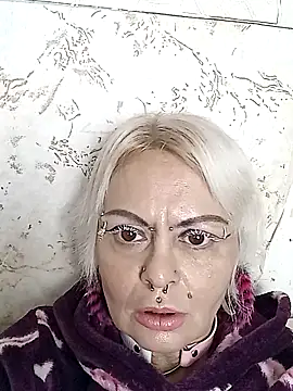 Gardener of Illusions online show from November 6, 2025, 3:21 am