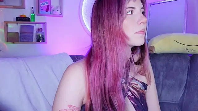 cherrybom969 online show from May 5, 2026, 4:26 am