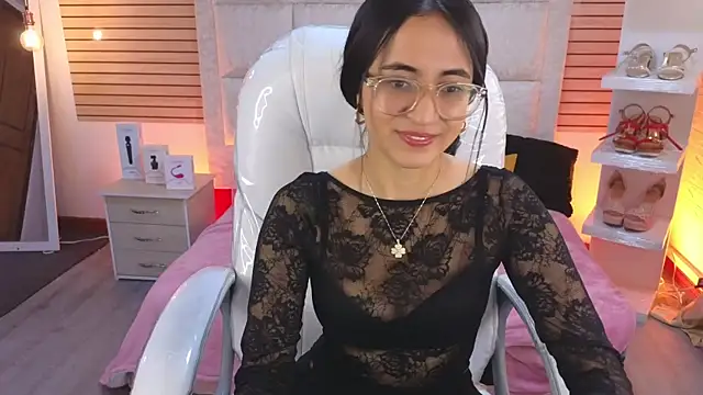 Snapshot of Mia_Fischer chatting on June 3, 2026, 2:33 pm Mia Fischer online show from June 3, 2026, 2:33 pm
