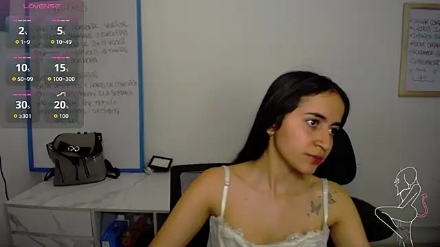 Snapshot of Mia_Fischer chatting on October 10, 2025, 5:14 pm Mia Fischer online show from October 10, 2025, 5:14 pm