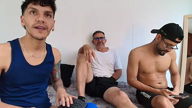 Benjamin show online show from December 19, 2025, 4:31 pm