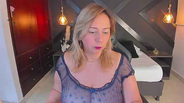 Snapshot of andre_soto_ chatting on November 16, 2025, 3:22 am andre soto online show from November 16, 2025, 3:22 am