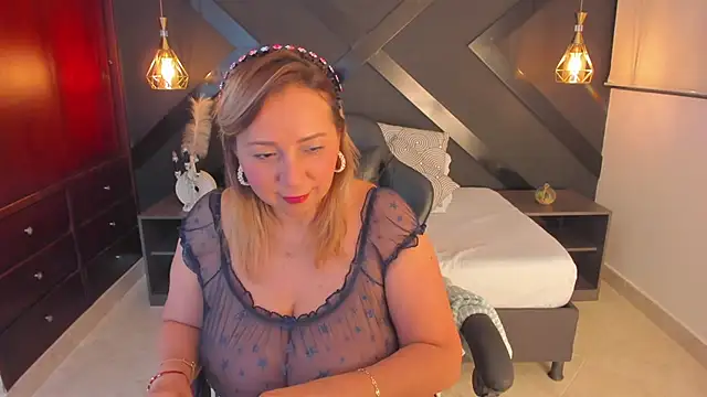 Snapshot of andre_soto_ chatting on December 2, 2025, 2:12 am andre soto online show from December 2, 2025, 2:12 am