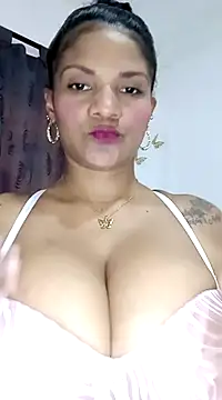 alejandraboobs07 online show from December 15, 2024, 4:48 pm
