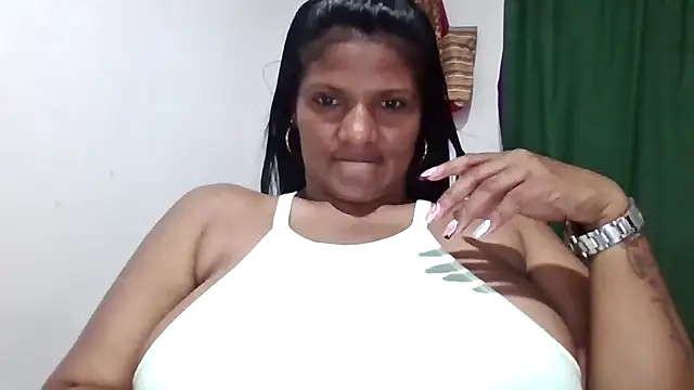 Snapshot of alejandraboobs07 chatting on March 25, 2026, 12:55 am alejandraboobs07 online show from March 25, 2026, 12:55 am