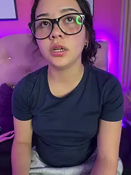 Paloma  LS online show from February 16, 2025, 10:11 pm