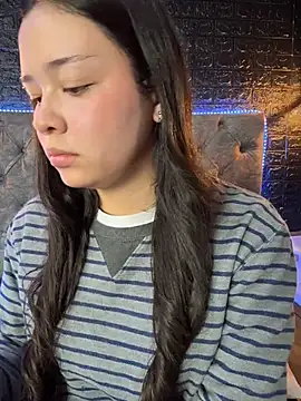 Snapshot of Paloma__LS chatting on February 2, 2026, 7:35 pm Paloma LS online show from February 2, 2026, 7:35 pm