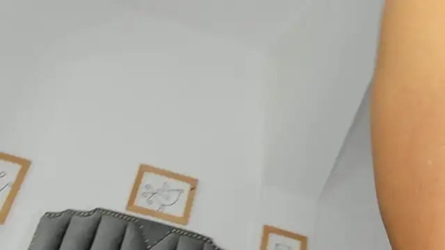 Snapshot of samanta_william chatting on March 12, 2025, 6:18 am samanta william online show from March 12, 2025, 6:18 am