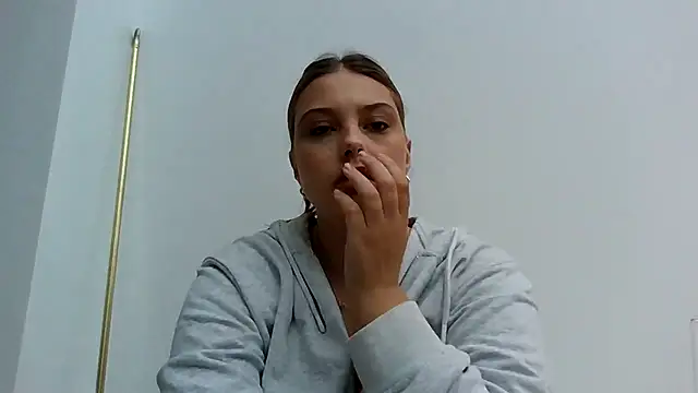 Krystal Tx online show from October 12, 2025, 8:48 am