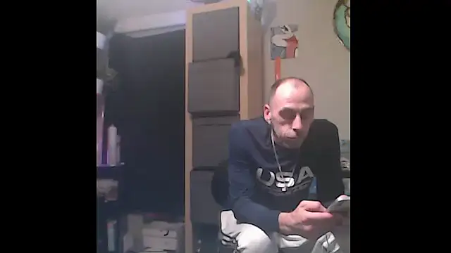 Snapshot of smokee_parT903 chatting on June 5, 2026, 6:29 am smokee parT903 online show from June 5, 2026, 6:29 am