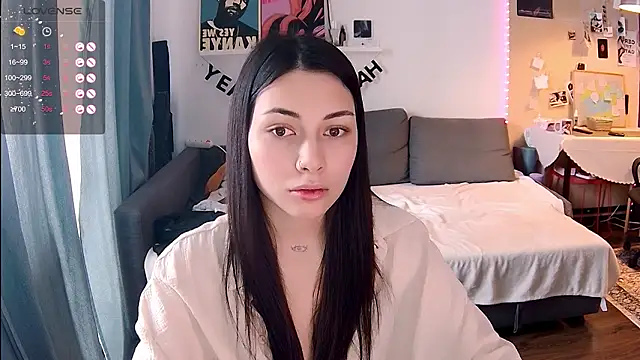 Snapshot of valorant_girl chatting on March 10, 2026, 9:46 am valorant girl online show from March 10, 2026, 9:46 am