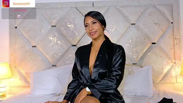 Snapshot of Anna_risse chatting on March 19, 2025, 5:41 am Anna risse online show from March 19, 2025, 5:41 am