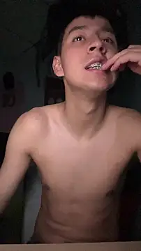 Stiven 017 online show from March 23, 2026, 12:44 am