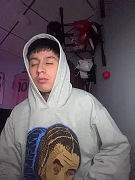 Stiven 017 online show from January 13, 2026, 12:25 am