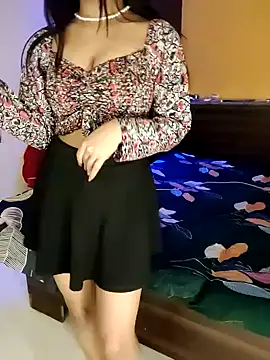 Snapshot of _sexy-baby chatting on December 6, 2024, 2:33 pm  sexy-baby online show from December 6, 2024, 2:33 pm